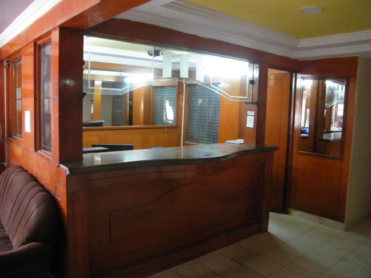 The White House Residency Hotel Chennai Exterior photo