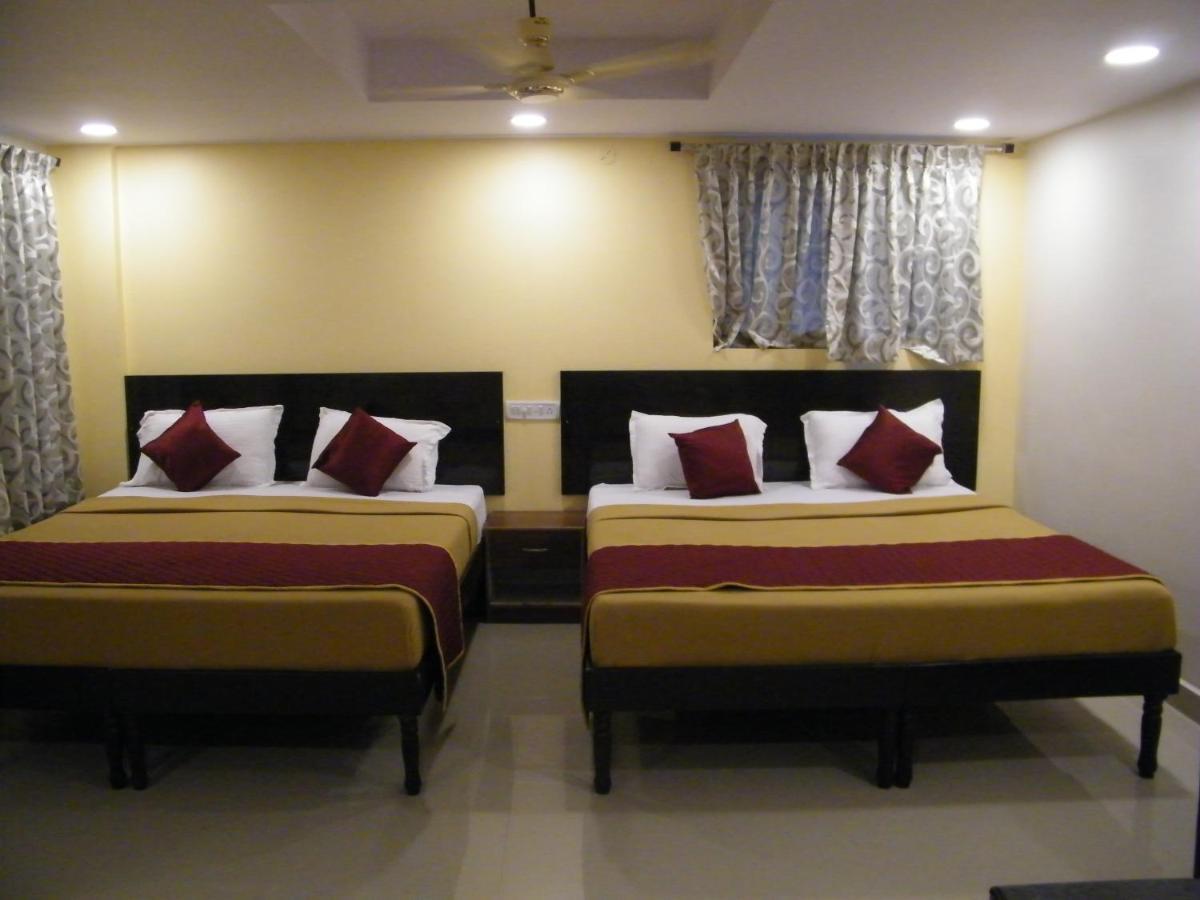 The White House Residency Hotel Chennai Exterior photo